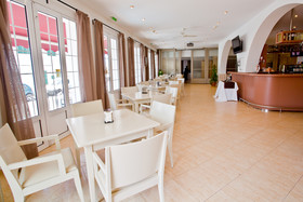 Hotel Jeni