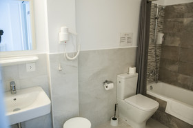 Loar Ferreries Apartments