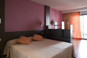 Hotel & Apartments Loar Ferreries