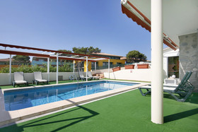 Villa Maria Carmen