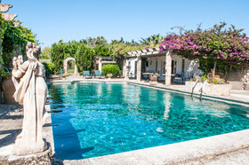 Hotel Rural Biniarroca