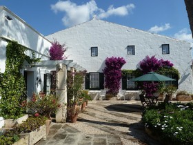 Hotel Rural Biniarroca