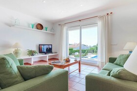 Villa Poppy