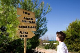 Royal Son Bou Family Club