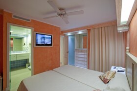 Royal Son Bou Family Club