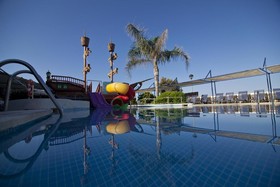 Royal Son Bou Family Club