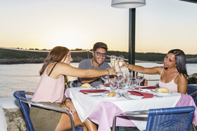 Hotel Apartamentos Beach Club Menorca