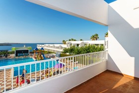 Hotel Apartamentos Beach Club Menorca