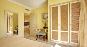 Grupotel Macarella Suites & Spa