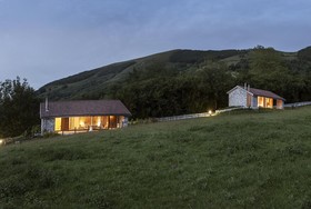 Cabanas Deluxe Basajaun Basoa by IrriSarri Land