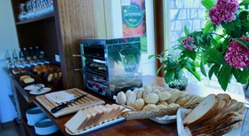 Palacio de Yrisarri by IrriSarri Land