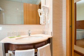 ibis Styles Pamplona Noain