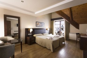 SNÖ Aragón Hills Hotel