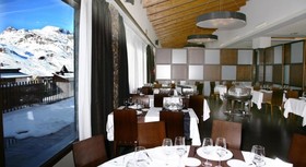 SNÖ Aragón Hills Hotel