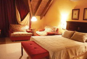 SNÖ Villa de Sallent 4*