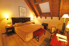 SNÖ Villa de Sallent 4*