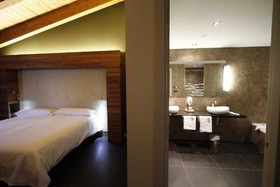 Aguas de los Mallos Hotel & Spa