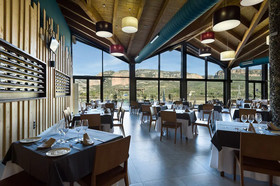 Aguas de los Mallos Hotel & Spa