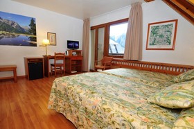 Hotel Petit Lacreu