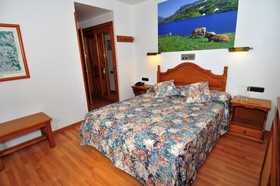Hotel Petit Lacreu