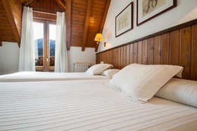 Hotel Ribaeta