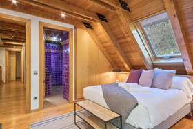 Luderna Casa Con Jardin Montcorbison