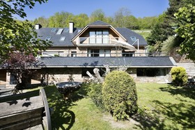Luderna Casa Con Jardin Montcorbison