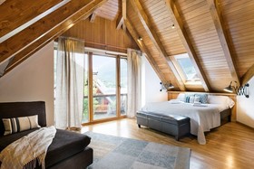 Luderna Casa Con Jardin Montcorbison
