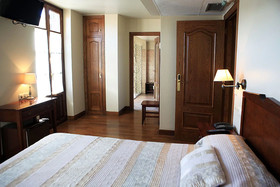 Trinquete Antxitonea Hotel