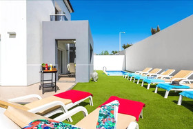 Royal Dream Villas