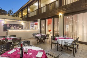 Royal Sunset Beach Club