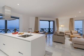 Parque Santiago by Upper Luxury Housing