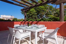 Parque Santiago by Upper Luxury Housing