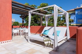 Parque Santiago by Upper Luxury Housing