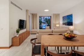 Parque Santiago by Upper Luxury Housing