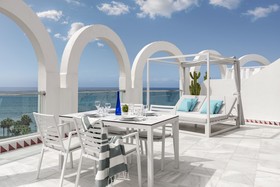 Parque Santiago by Upper Luxury Housing