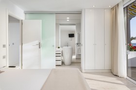 Parque Santiago by Upper Luxury Housing