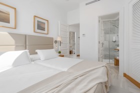 Parque Santiago by Upper Luxury Housing