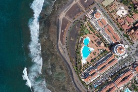 Parque Santiago by Upper Luxury Housing