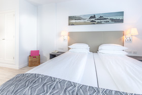 Atlantic Holiday Hotel