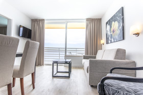 Atlantic Holiday Hotel