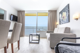 Atlantic Holiday Hotel