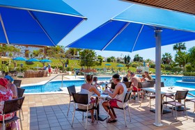Tropical Park Hotel