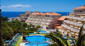 Tropical Park Hotel