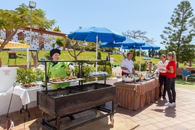Tropical Park Hotel