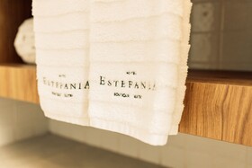 Hotel Estefanía Boutique Suites