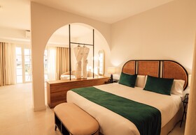 Hotel Estefanía Boutique Suites