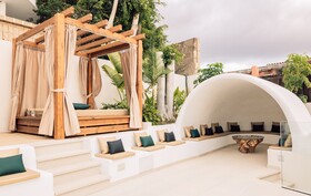 Hotel Estefanía Boutique Suites