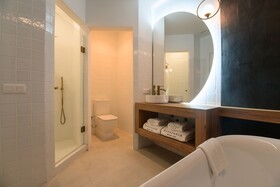 Hotel Estefanía Boutique Suites