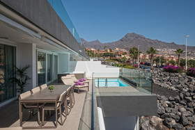 Baobab Suites